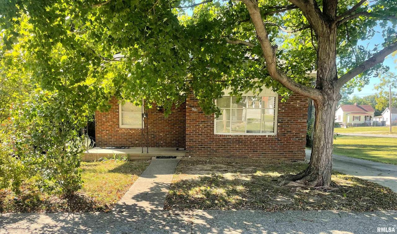 901 S Mckinley St., Harrisburg, IL 62946