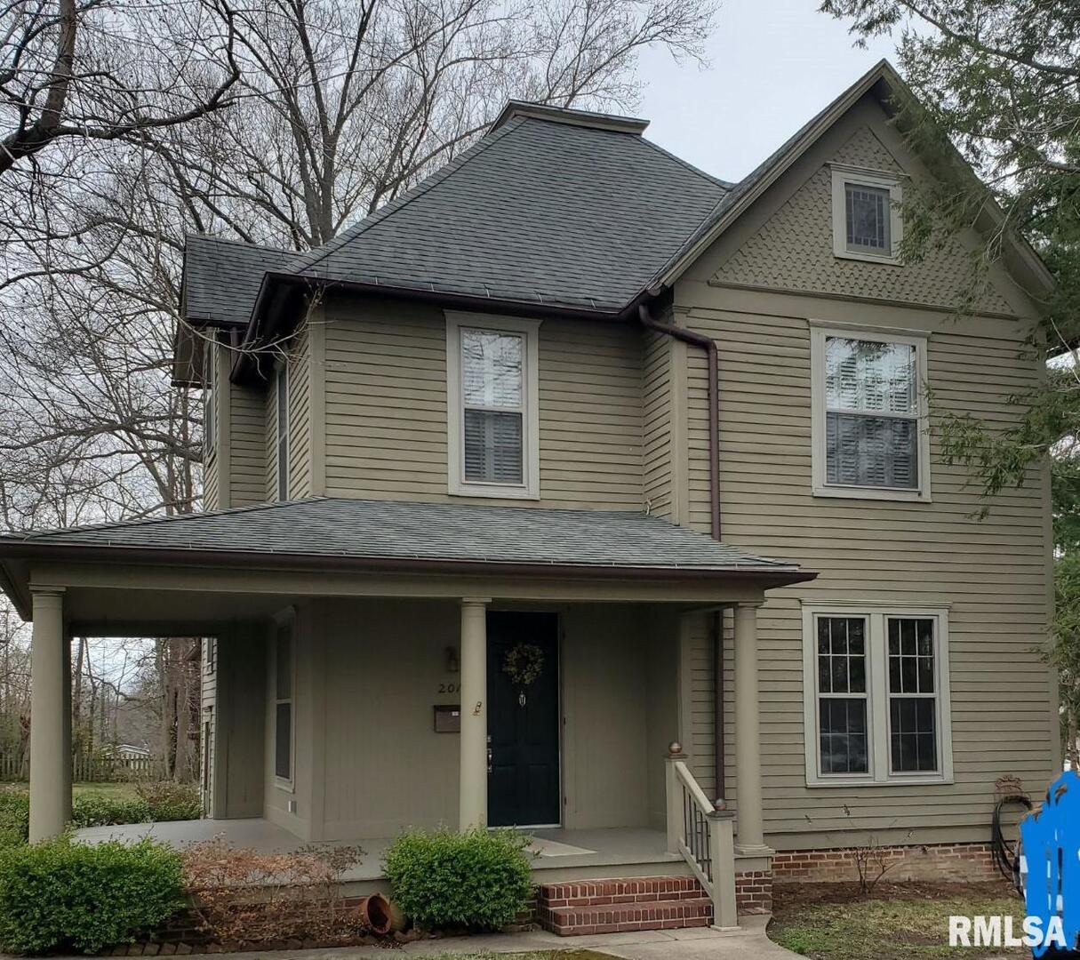 201 N Mckinley St., Harrisburg, IL 62946