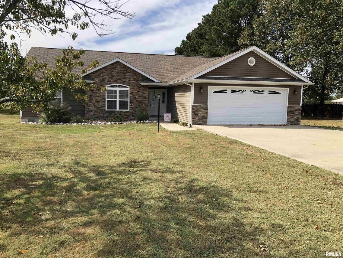 2302 Spring Ln., Marion, IL 62959