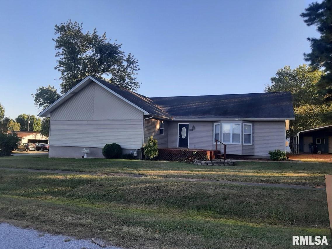 110 E Gelston St., Valier, IL 62891