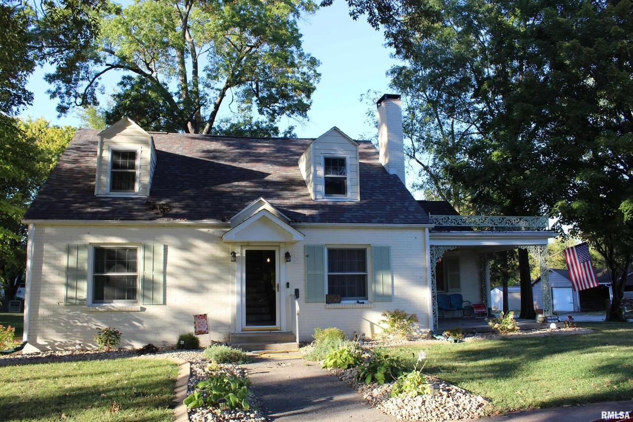 300 W Warmouth St., Salem, IL 62881