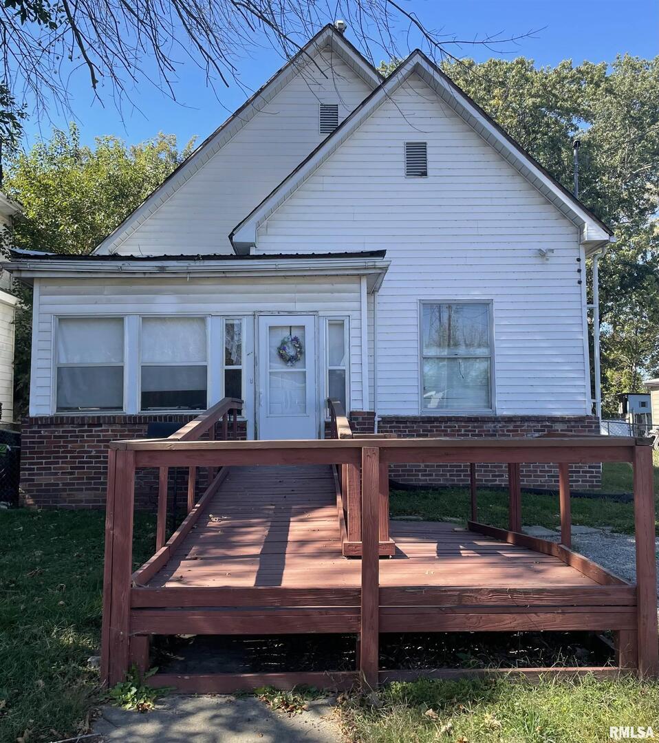 407 N Main St., Harrisburg, IL 62946