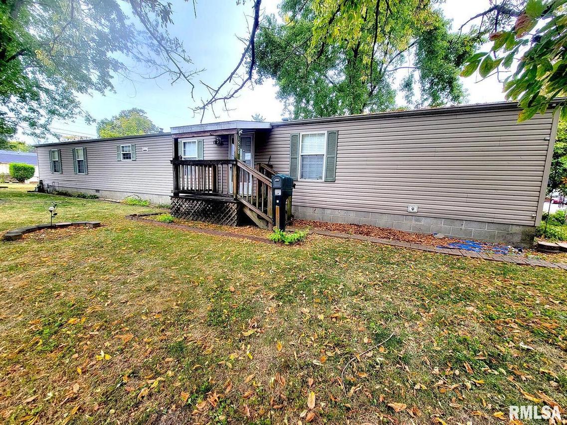 1508 S Poplar St., Centralia, IL 62801