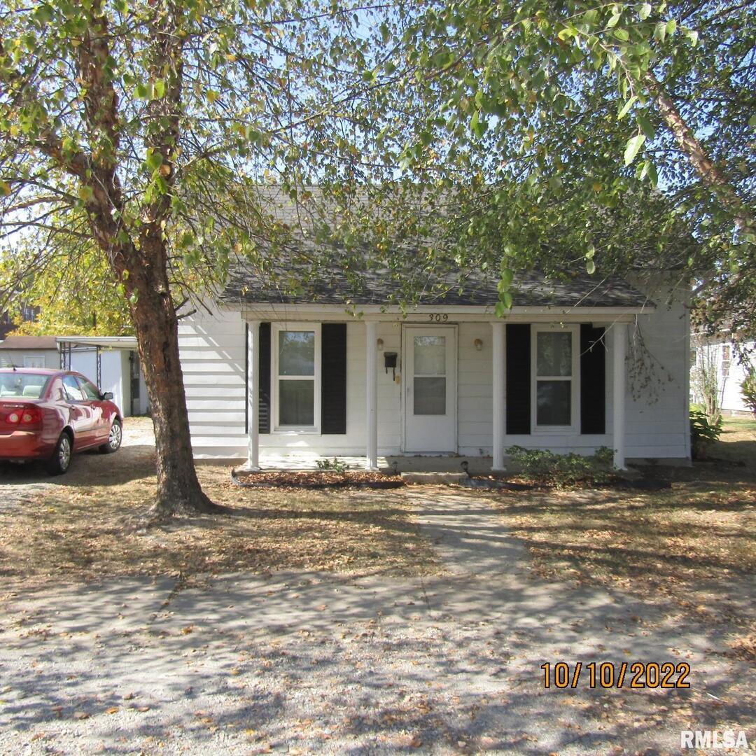 309 S 20th St., Herrin, IL 62948