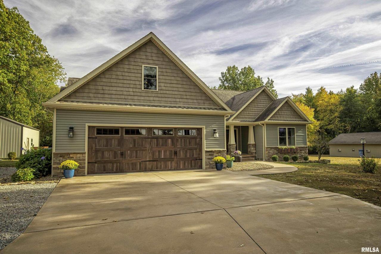 11782 Khoury League Rd., Marion, IL 62959