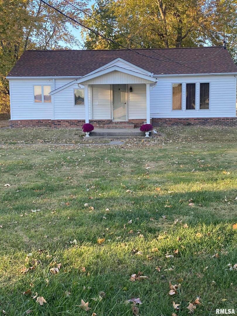 12989 Bowling Alley Rd., Benton, IL 62812