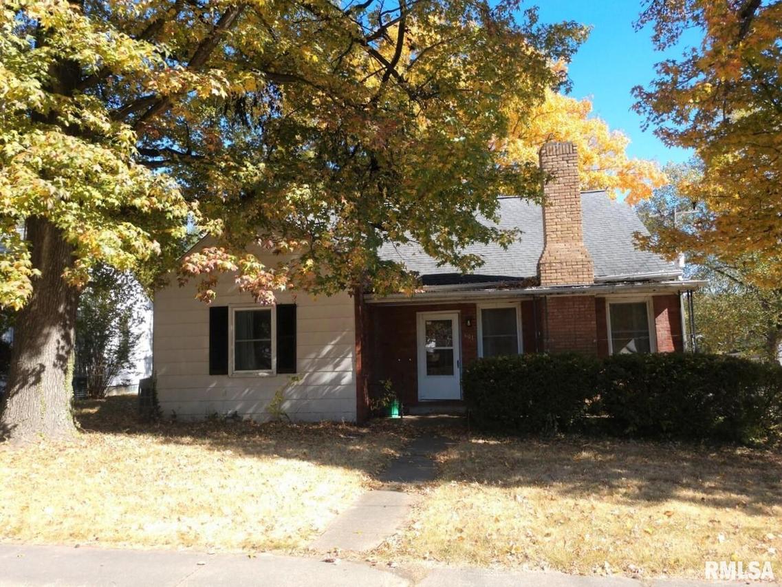 601 N Almond St., Carbondale, IL 62901
