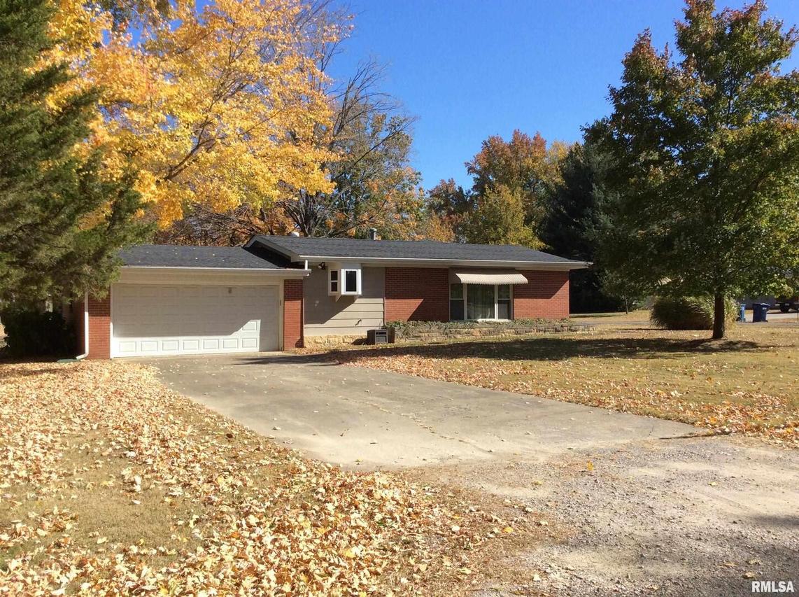 10 Homestead Dr., Mt Vernon, IL 62864