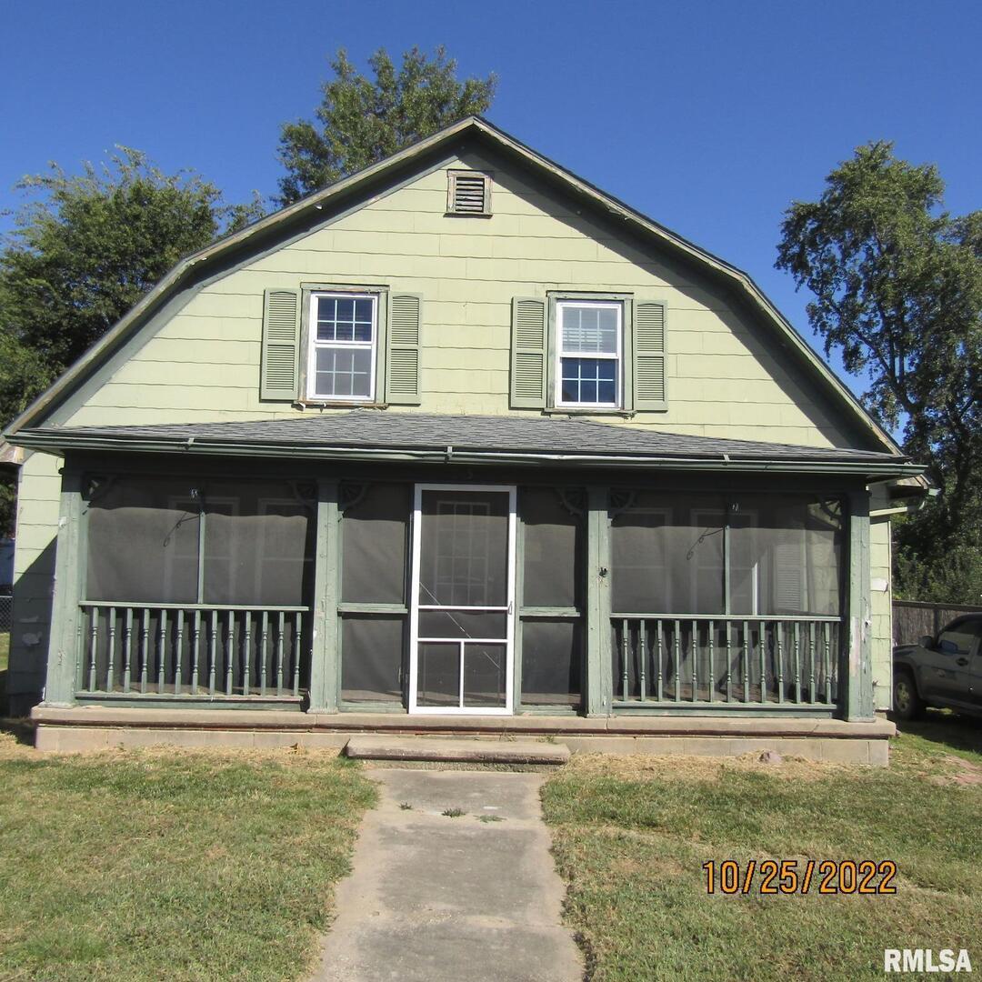 245 W Mcclernand Ave., Shawneetown, IL 62984