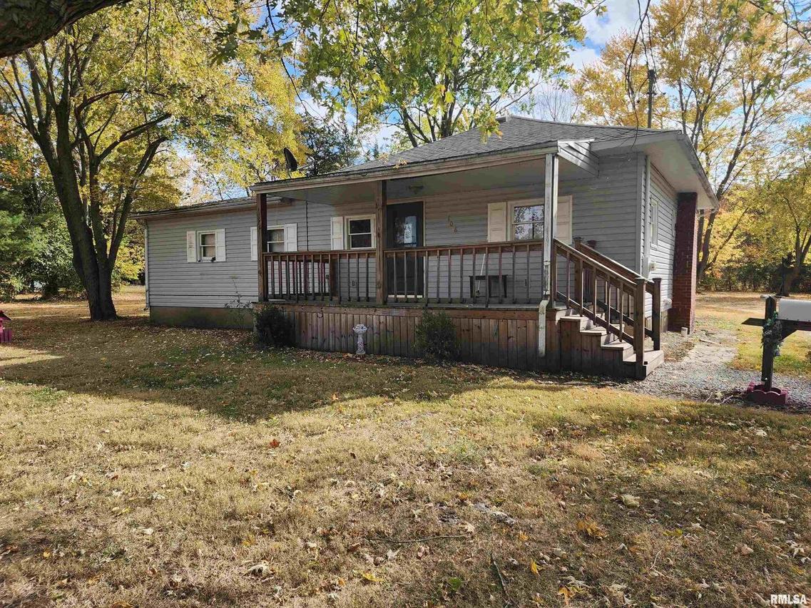 708 E 15th St., Mulkeytown, IL 62865