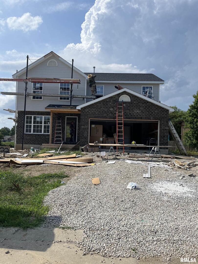 101 Wilson Creek Dr., Shiloh, IL 62221