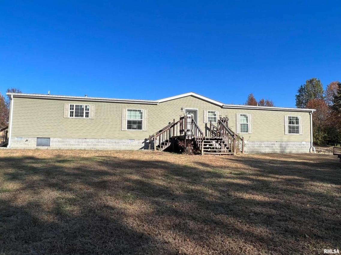 12261 S Park Rd., Benton, IL 62812