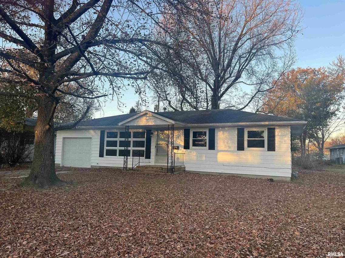 1410 Nelms St., Centralia, IL 62801
