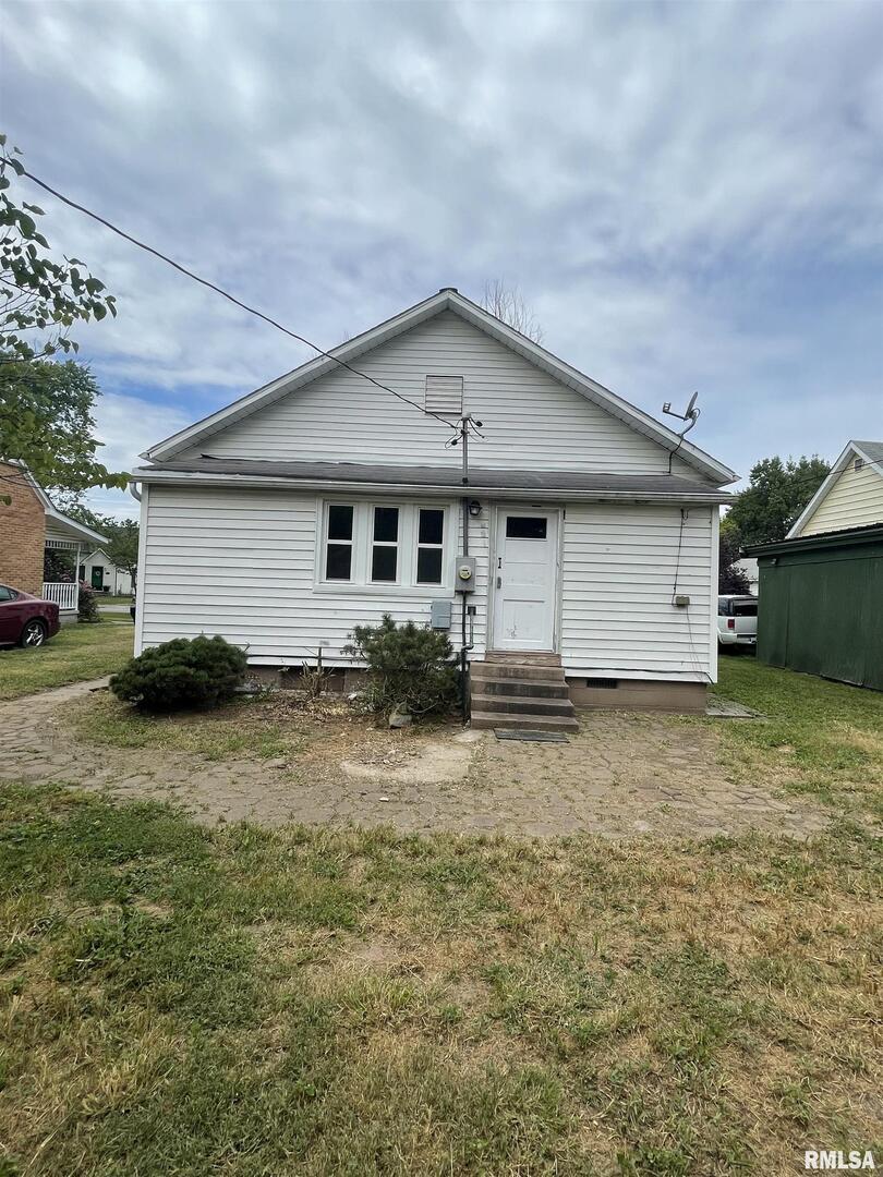 708 N 17th St., Herrin, IL 62948