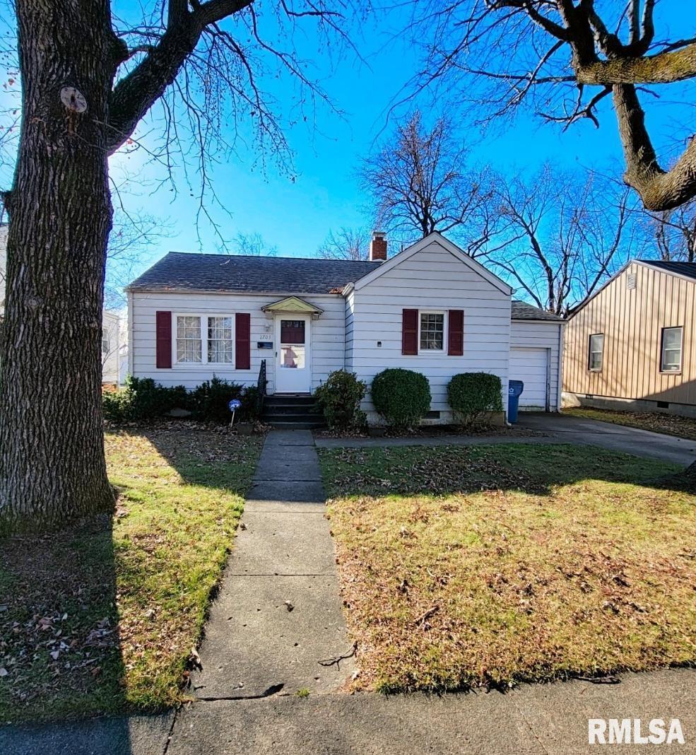 2703 Mannen St., Mt Vernon, IL 62864