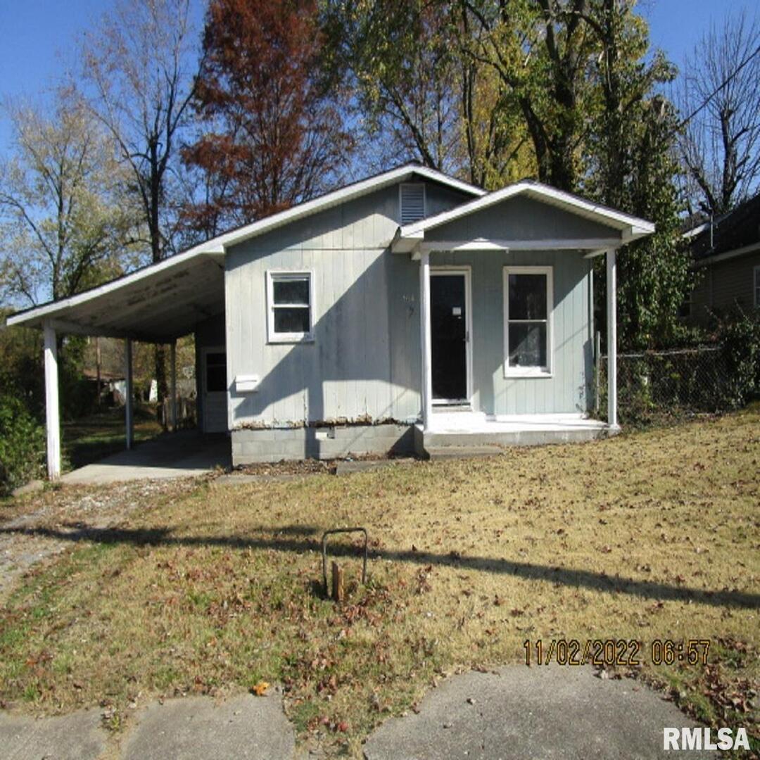 406 N Cochran, West Frankfort, IL 62896