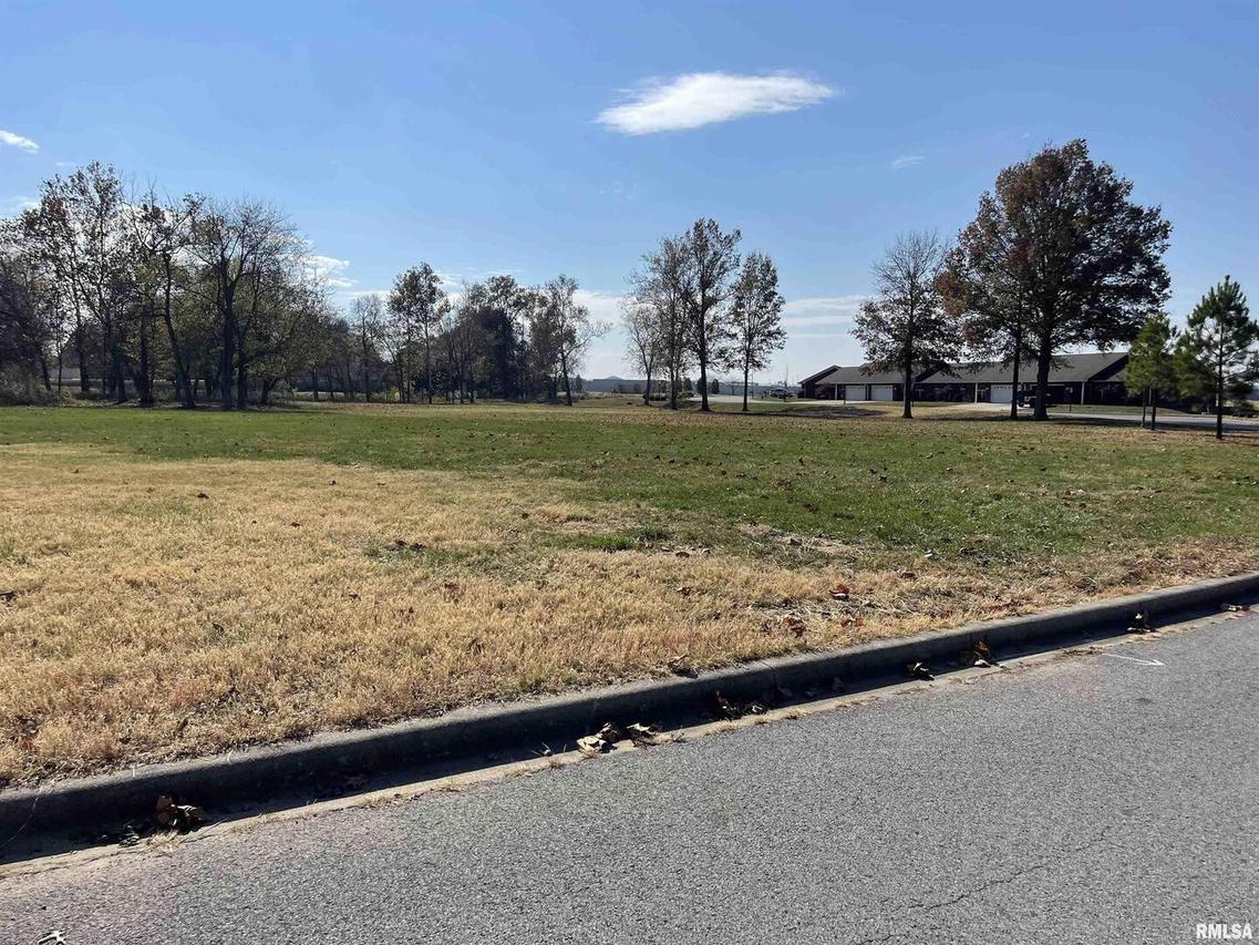 000 Kokopelli Dr., Marion, IL 62959