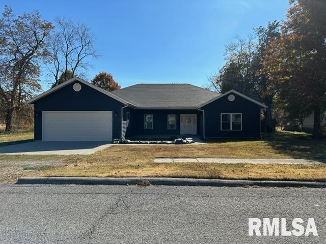 603 James St., Carterville, IL 62918