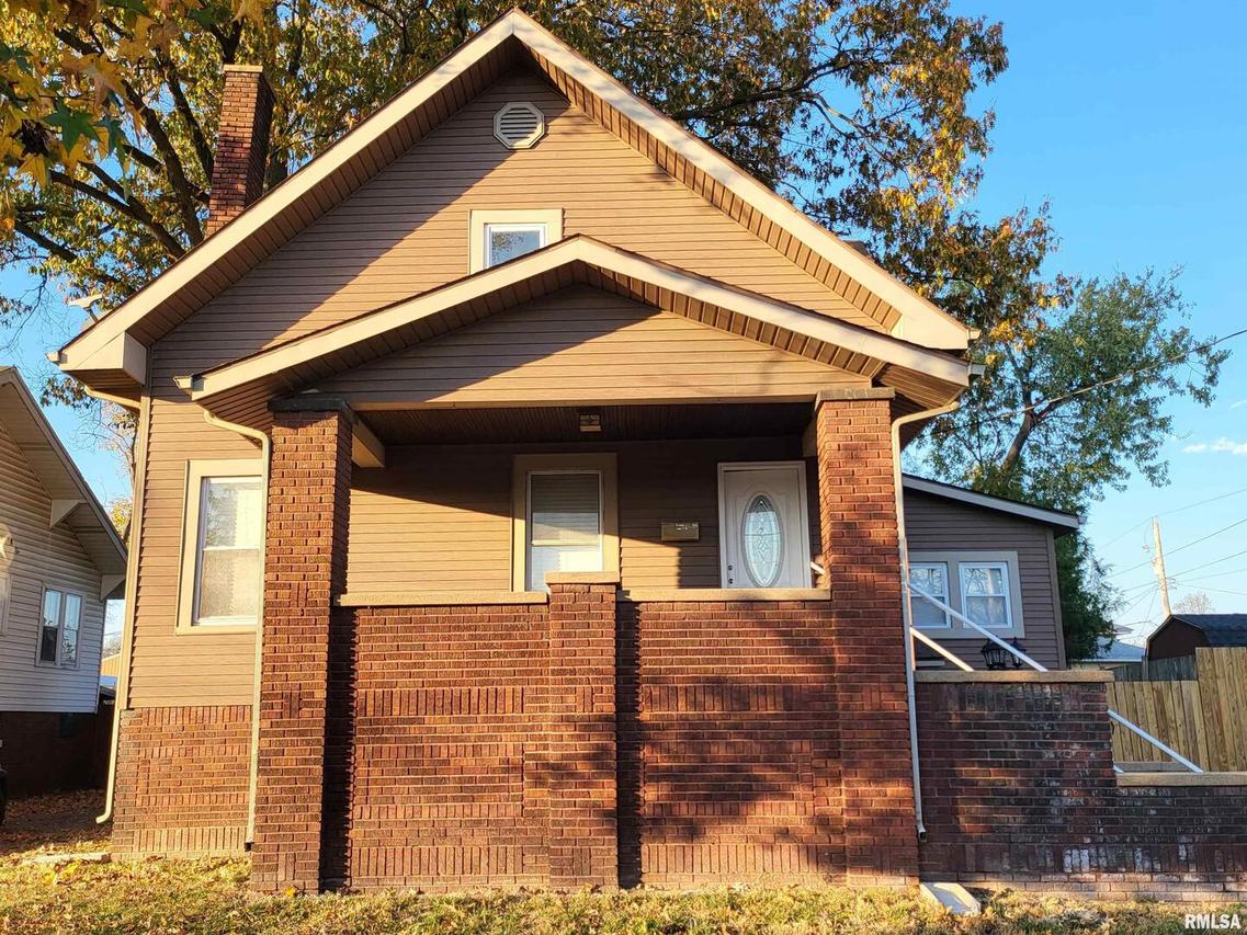 306 W Raymond St., Harrisburg, IL 62946