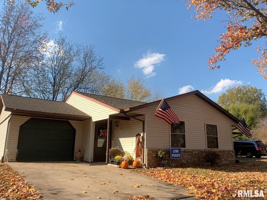 102 S Violet Ln., Carbondale, IL 62901