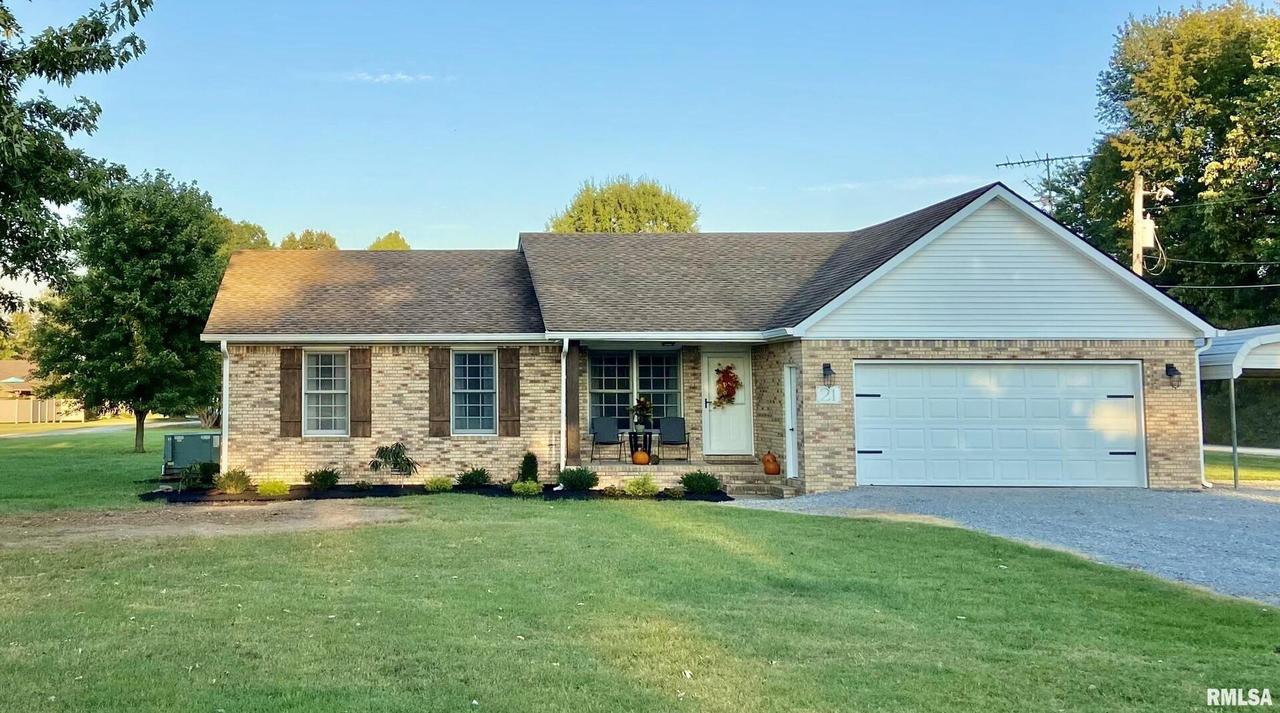 21 Paradise Ln., Metropolis, IL 62960