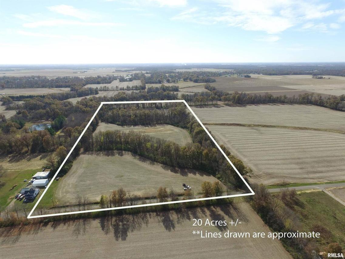 000 Magnolia Ln., Flora, IL 62839