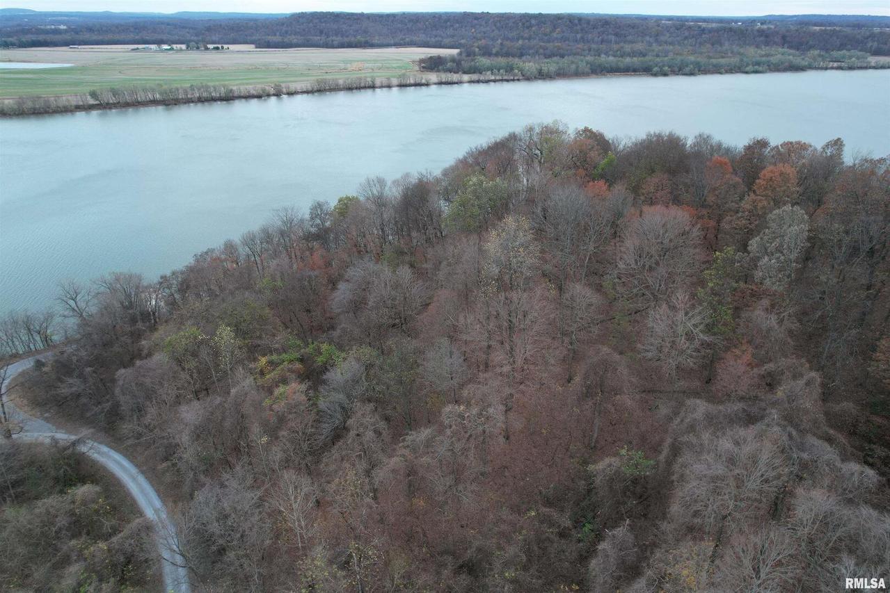 000 Ferry Rd., Rosiclare, IL 62982