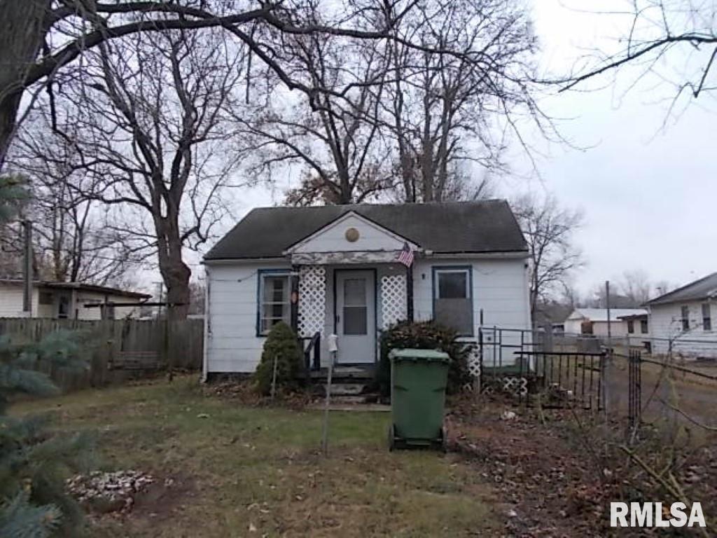 1303 N 12th St., Mt Vernon, IL 62864