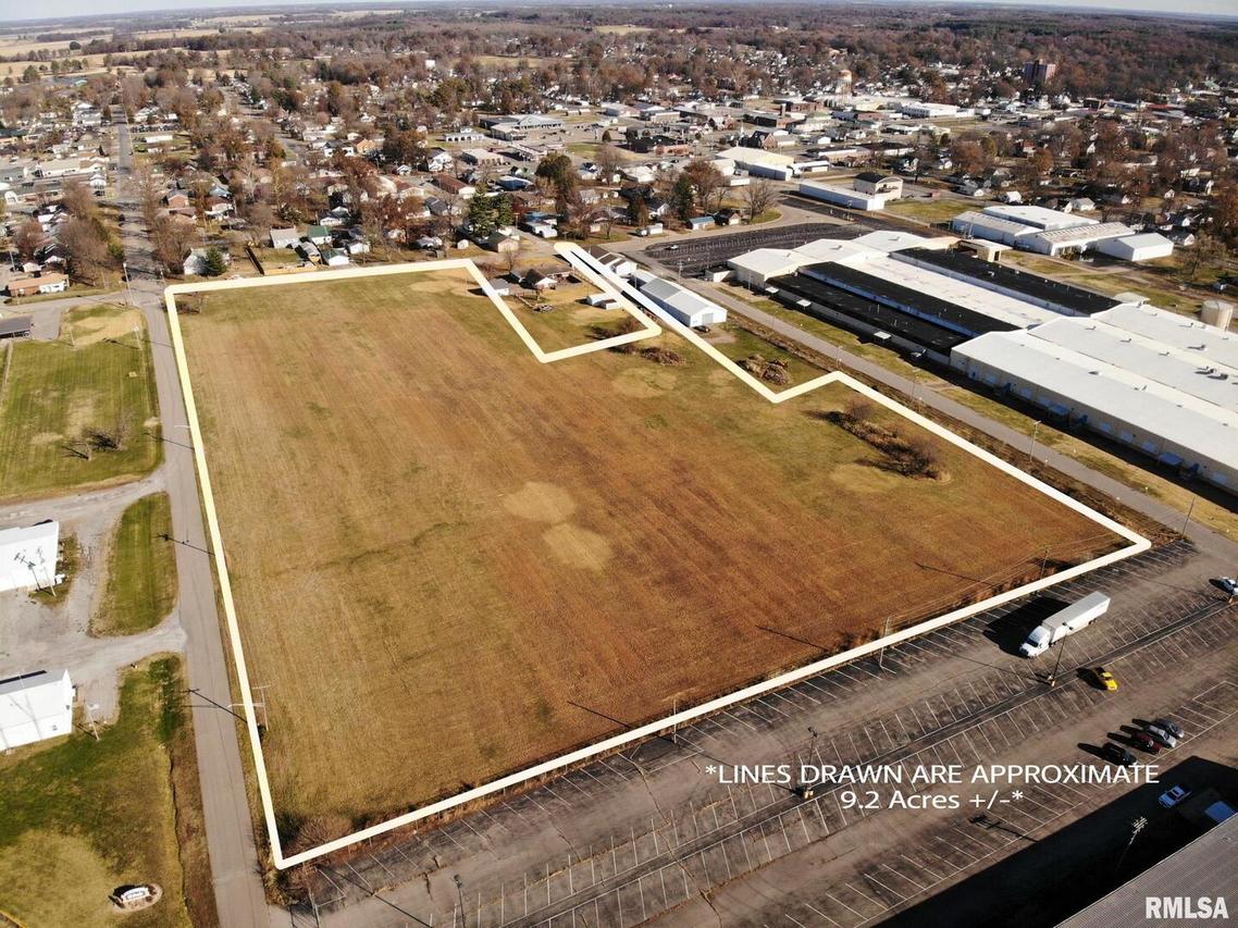 000 Leininger Rd., Fairfield, IL 62837