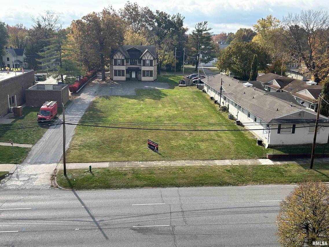 409 W Main St., Carbondale, IL 62901