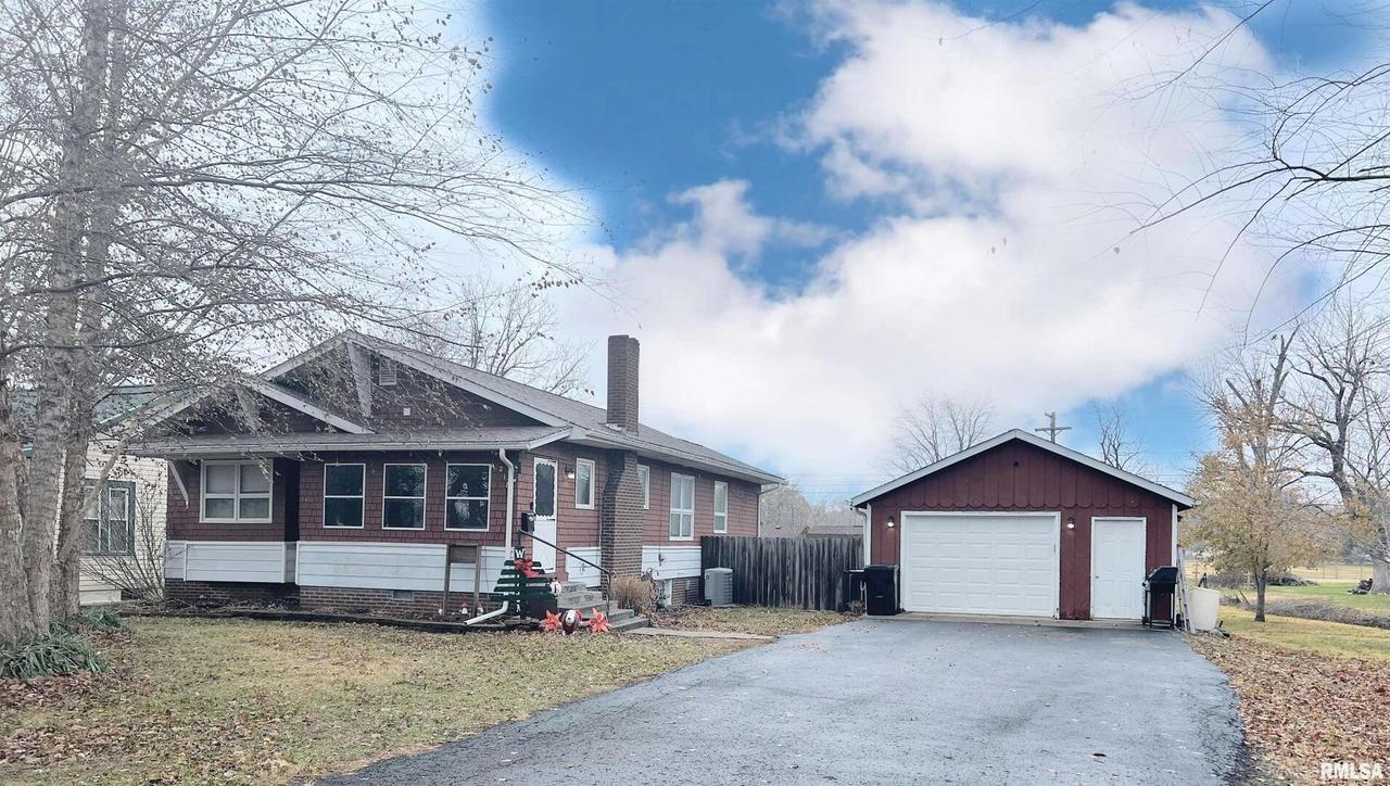 218 Wilcox St., Zeigler, IL 62999