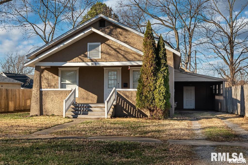 913 S 13th St., Herrin, IL 62948