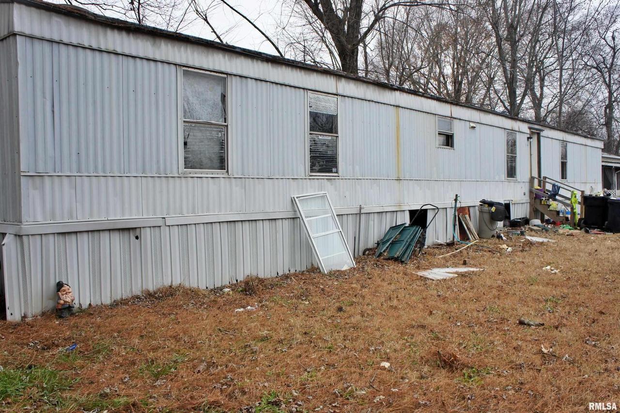 1696 James Cary Ln., Brookport, IL 62910