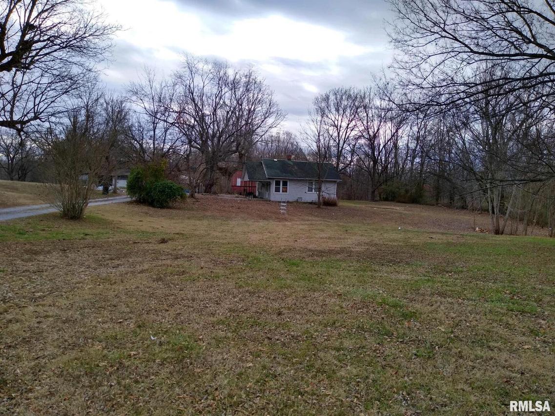 27 N State Route 146 Hwy., Golconda, IL 62938