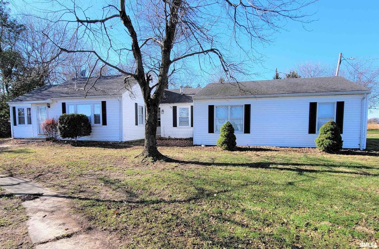 1945 Highway 45 Route, Cisne, IL 62823