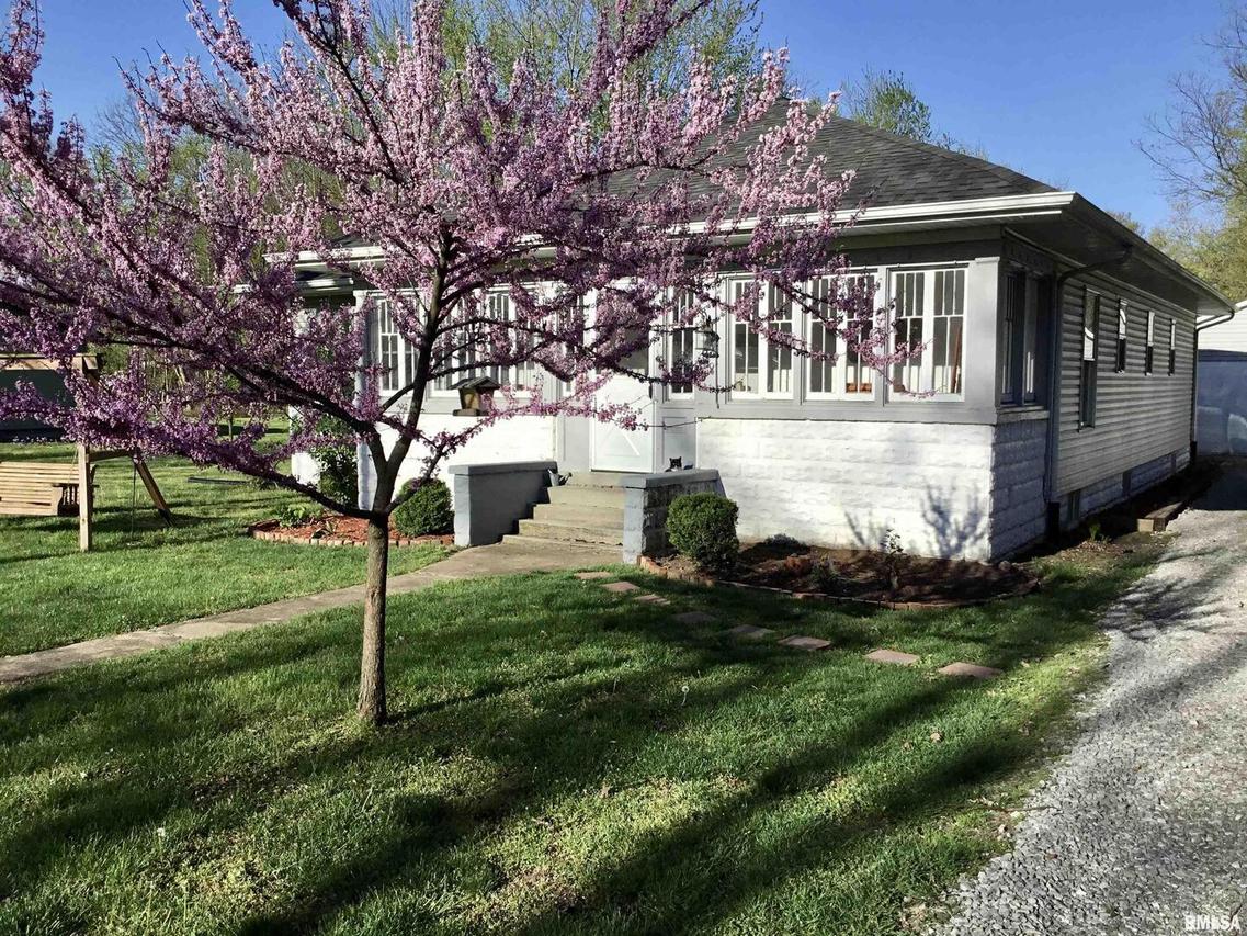 439 N Howard St., Duquoin, IL 62832