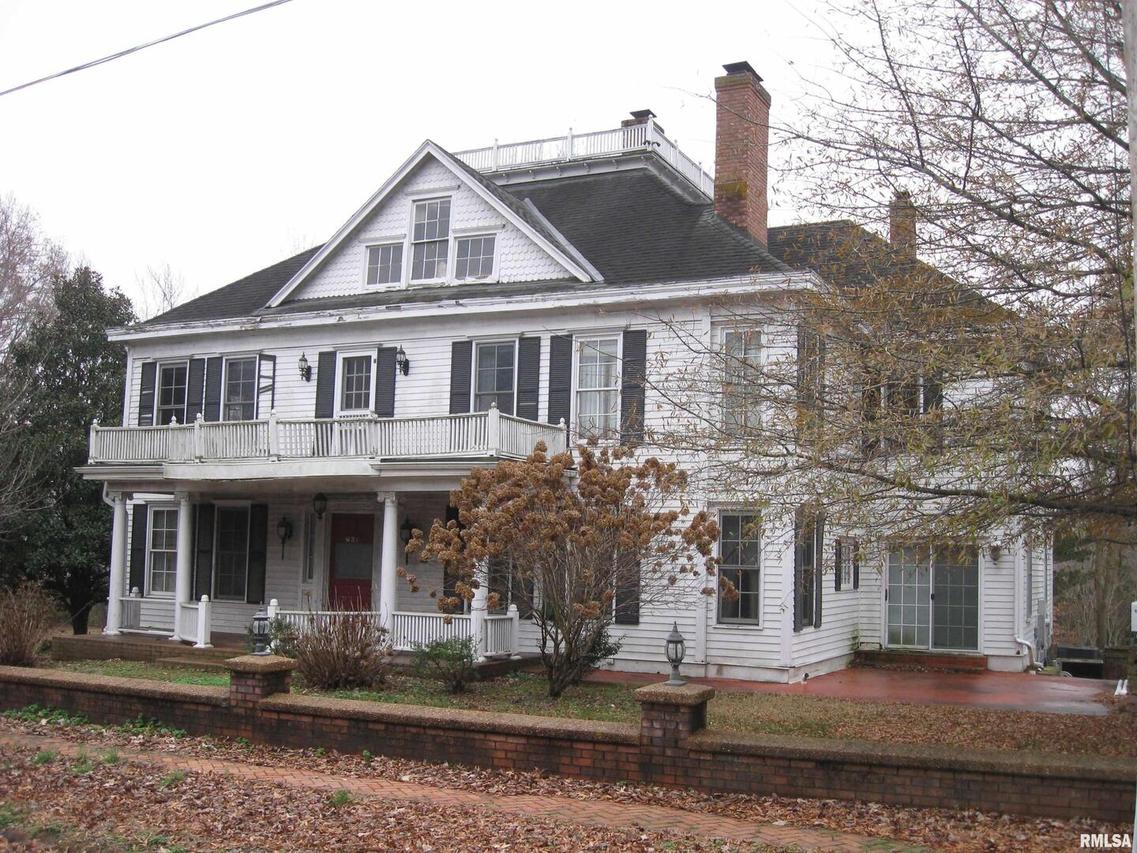 701 W Main St., Vienna, IL 62995