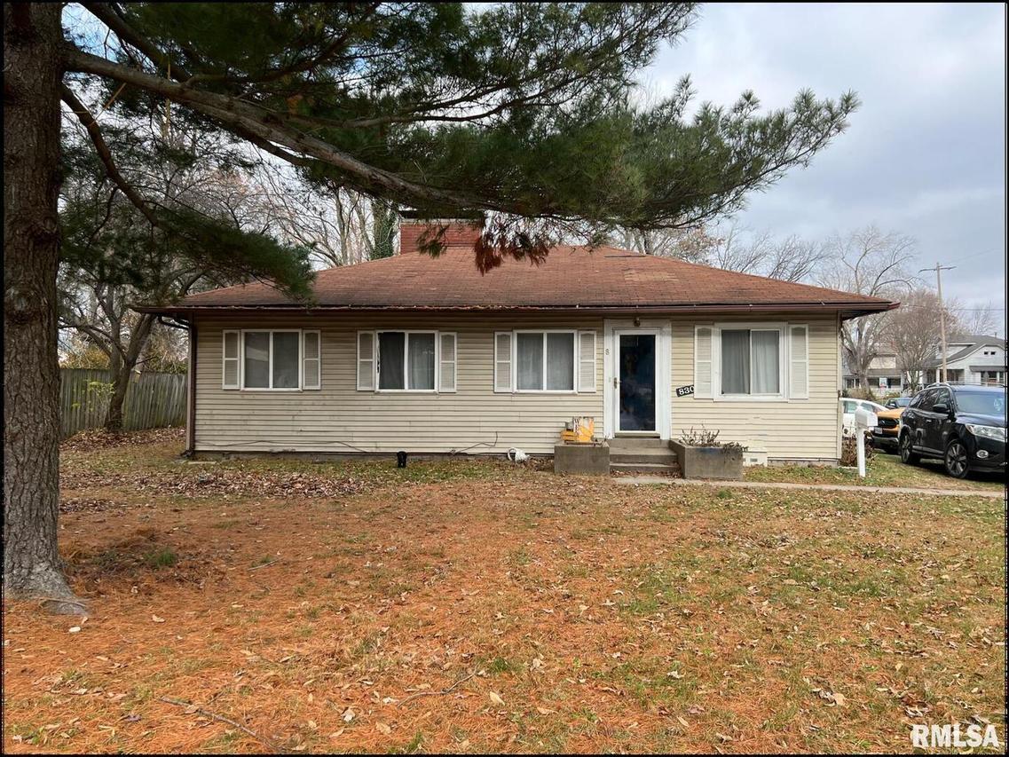 830 E 5th St., Centralia, IL 62801