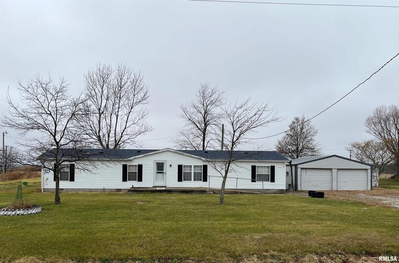 1861 Bell Club Rd., Centralia, IL 62801