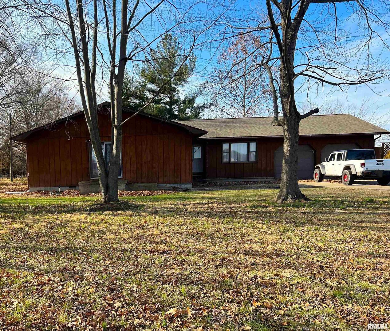 10107 Sugar Creek Rd., Benton, IL 62812