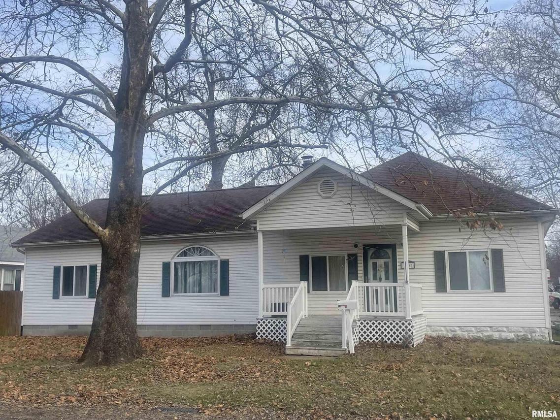 1135 S Brookside Ave., Centralia, IL 62801