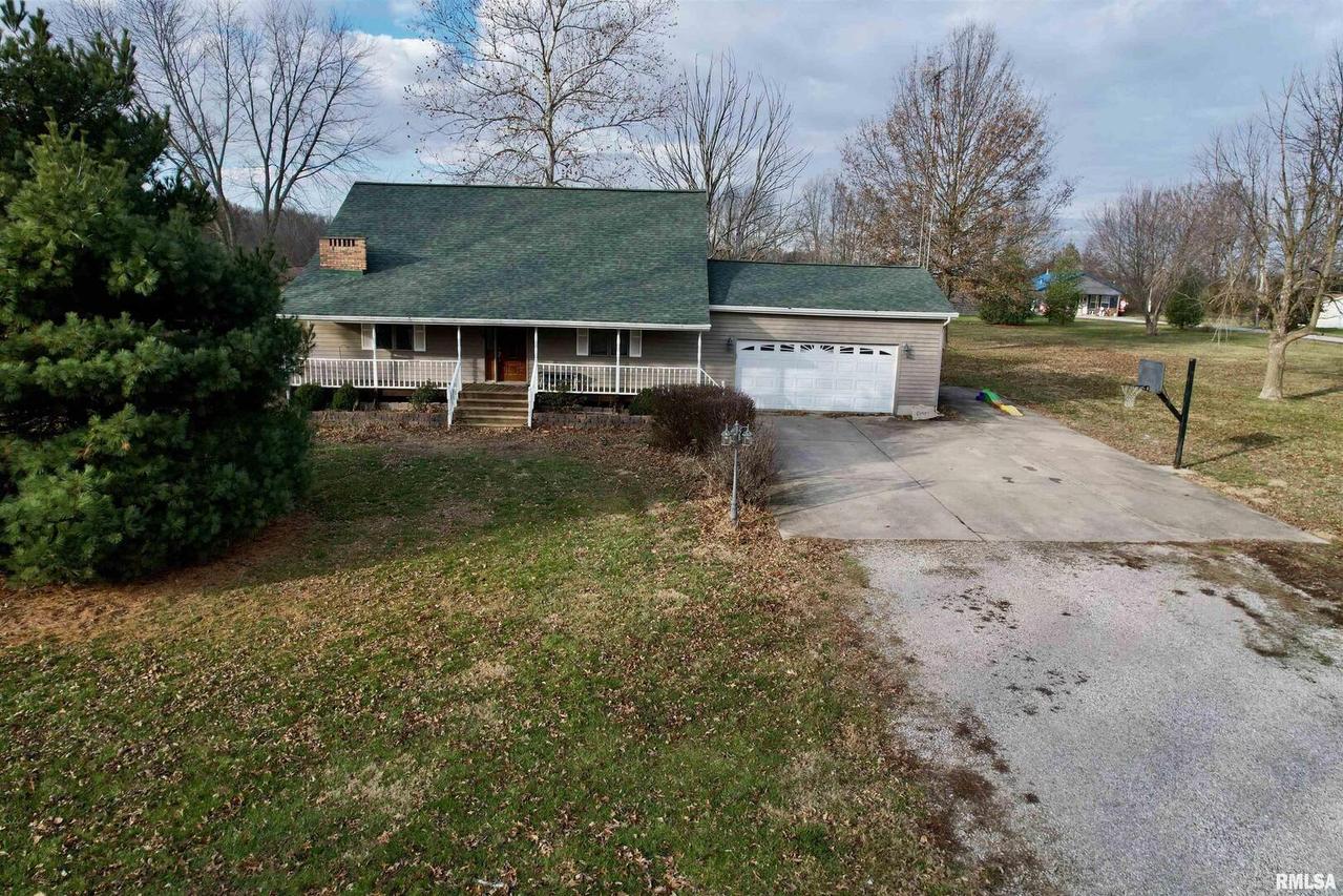 4629 Hotze Rd., Salem, IL 62881