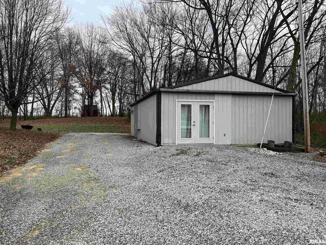 1706 County Highway 13 Hwy., Xenia, IL 62899