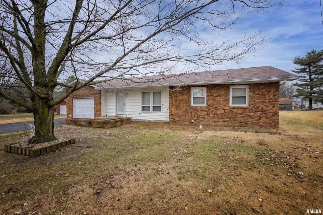 133 Evergreen Dr., Goreville, IL 62939