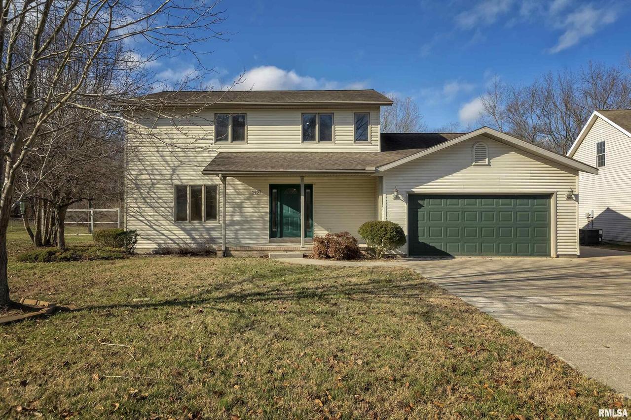 2127 W Meadow Ln., Carbondale, IL 62901