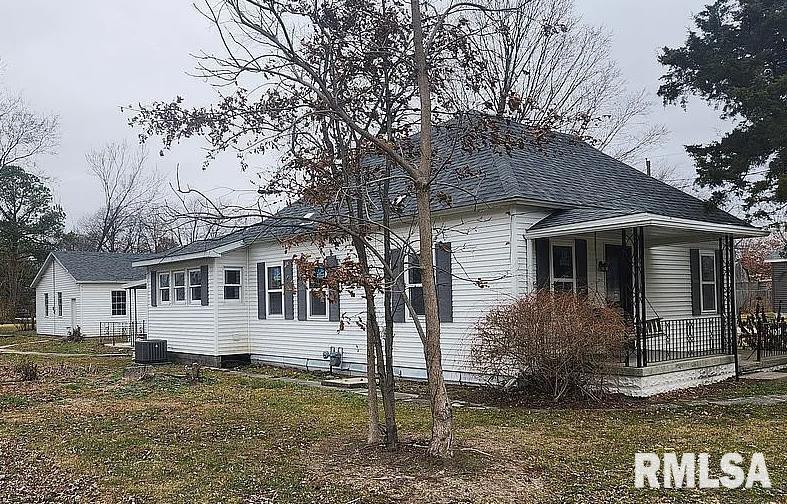 311 N Merritt St., Odin, IL 62870