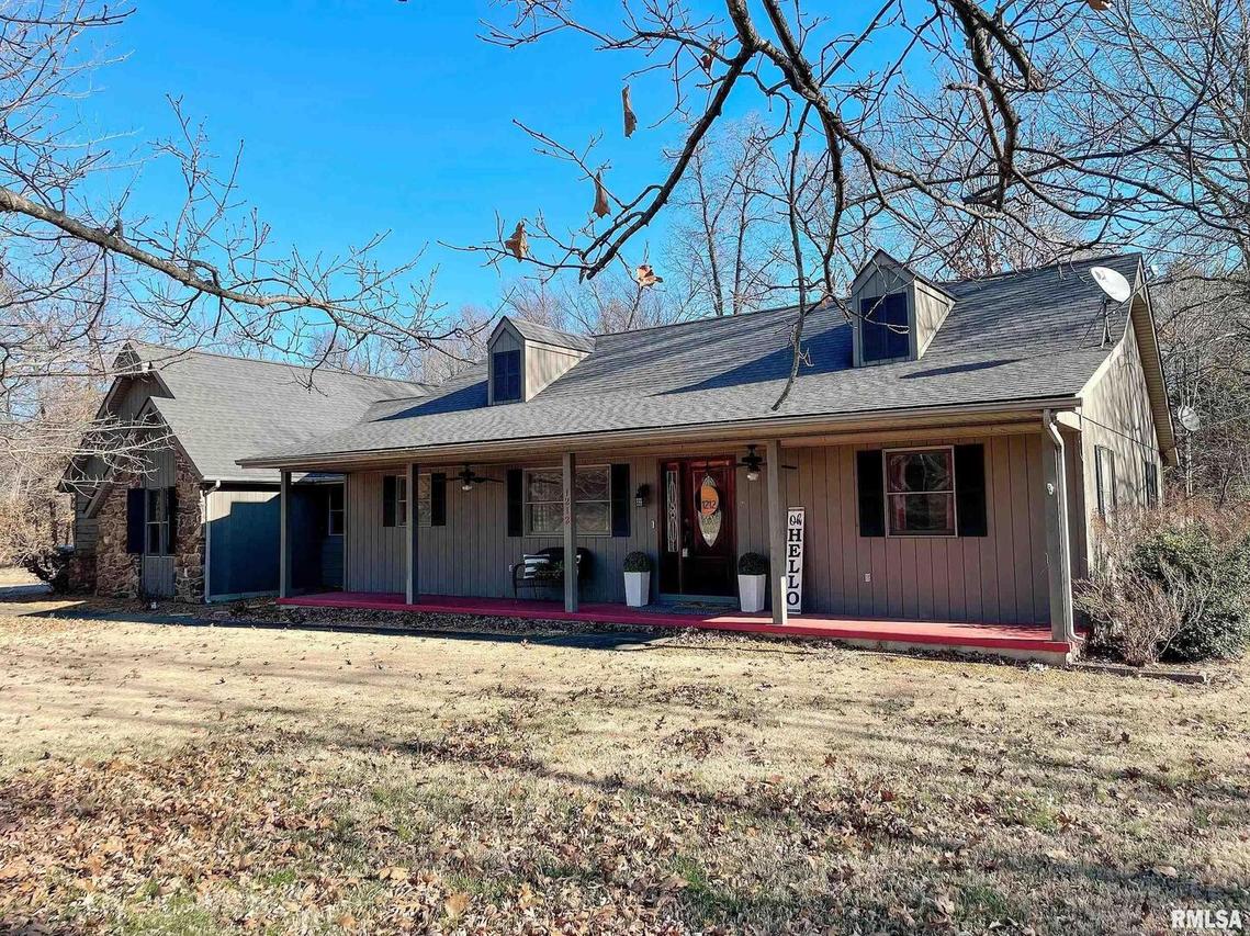 1212 Tanglewood Dr., Herrin, IL 62948