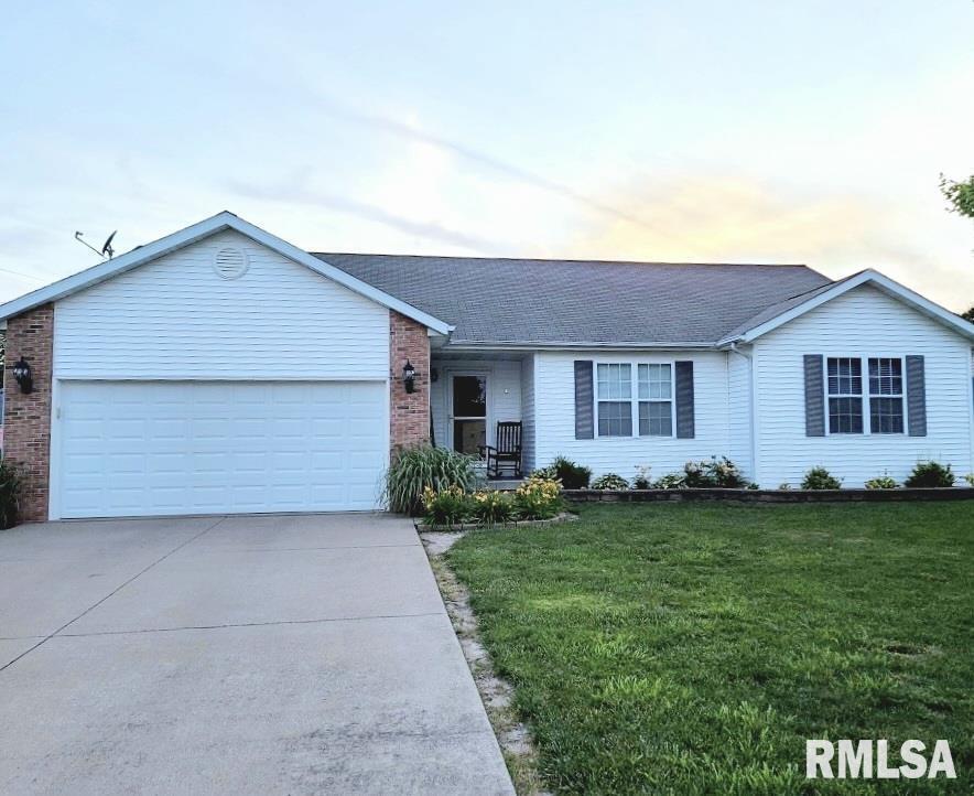 317 E Beacon Ct., Mt Vernon, IL 62864