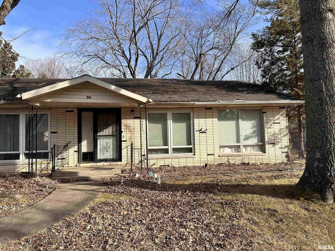 201 S Glenview Dr., Carbondale, IL 62901