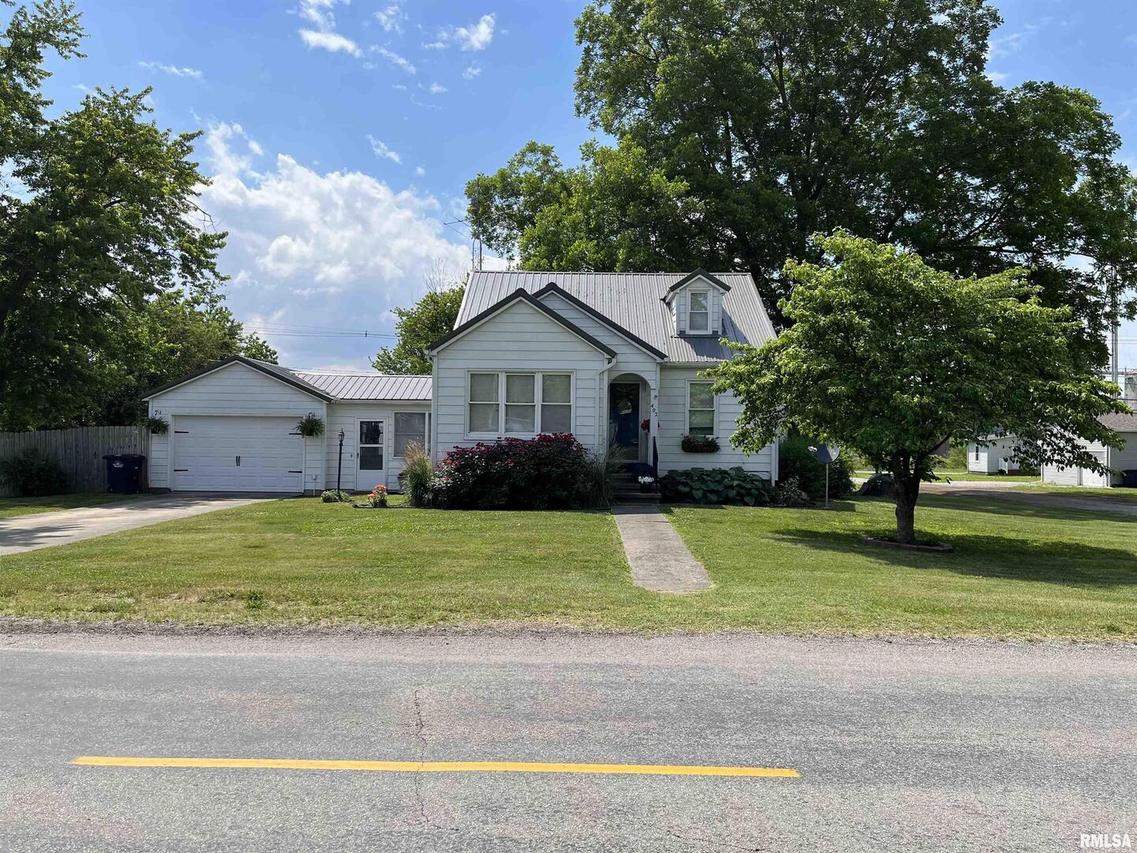 402 S 2nd St., Irvington, IL 62848